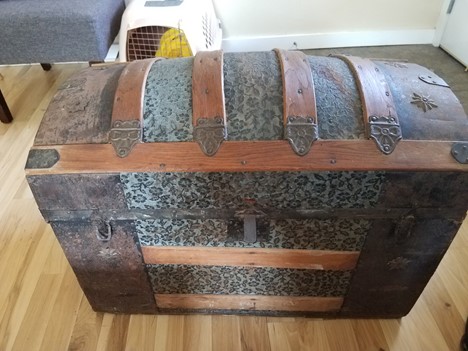 1800's Antique Vintage Steamer Dome Trunk Chest