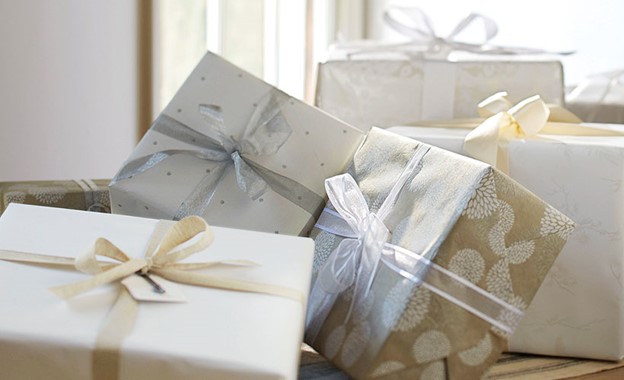 Why Do We Give Wedding Gifts? – The Maeva Store