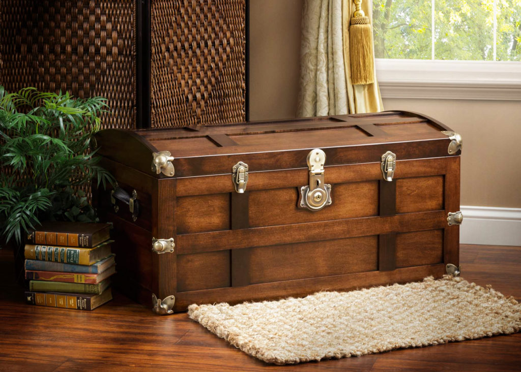 Beautiful Steamer Trunks By Amish Craftsmen 6 Styles   Steamer Trunk In Maple 1024x732 